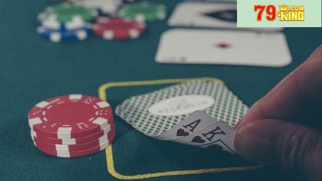 Kỹ năng cần có khi chơi Poker 79king